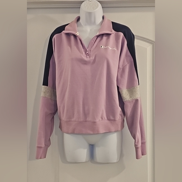 Champion Lavender Pull Over Size Medium - Picture 2 of 6